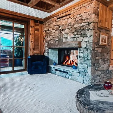 Dağ evi Luxury Chalet In Cervinia