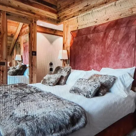 Luxury Chalet In Cervinia Alpehytte